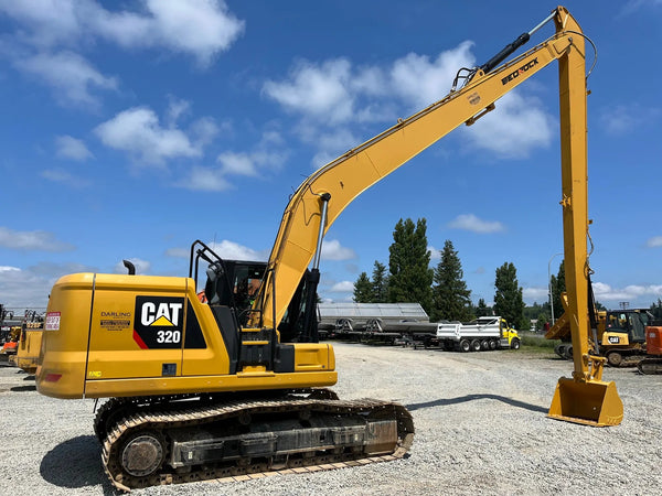 A Perfect Union: Darling Sons Intl, LLC Acquires CAT 320 Long Reach from Bedrock Attachments - Bedrock Attachments