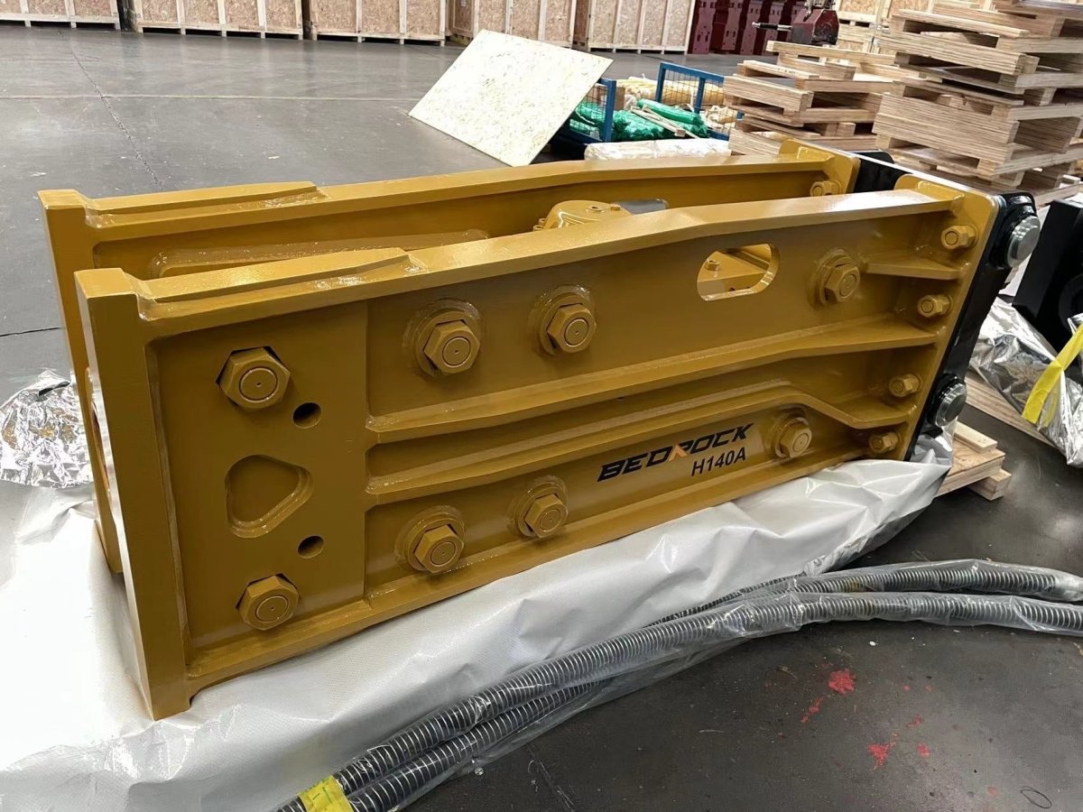 CAT 320, 20TON EXCAVATOR HAMMER H140