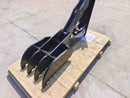 10 - 20 ton Excavator Manual Thumb, Pin Grabber, Equal Teeth, 4 Teeth, 20in - EMT20 - EPG4T20 - Excavator Manual Thumb - Bedrock Attachments