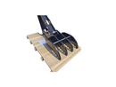 20 - 25 ton Excavator Manual Thumb, Pin Grabber, Equal Teeth, 4 Teeth, 29in - EMT25 - EPG4T29 - Excavator Manual Thumb - Bedrock Attachments