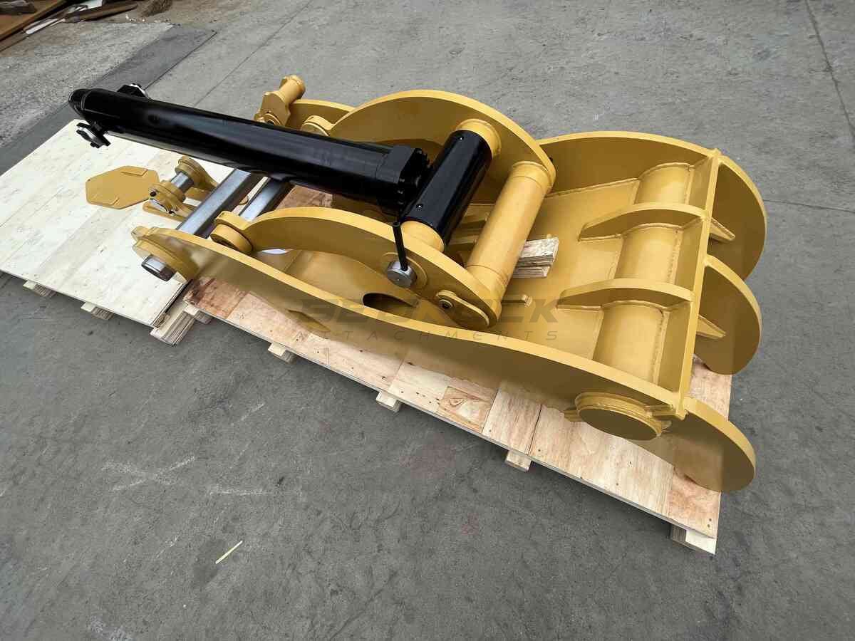 3 Teeth Pro Plus Thumb 54” Pin Grabber 345 349 - Bedrock Attachments