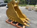 30in Heavy Duty Excavator Bucket fits CAT 324D/E,326/D2/F,329D/E,330D2/F,335F Excavator - EB324CBHD - 30 - 0.70 - Excavator Bucket - Bedrock Attachments