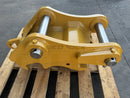 316FL, 317, 317GC, 318D2, 318FL, M315D, M316D, M317D2, M318F, 2 x 70mm Pins, 315 Linkage - OEQ - 315 - Excavator Coupler - Bedrock Attachments