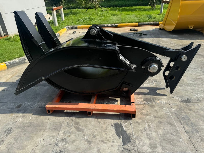 Excavator Grapple Group 45in width, 2 x 90mm Pins, CB Linkage