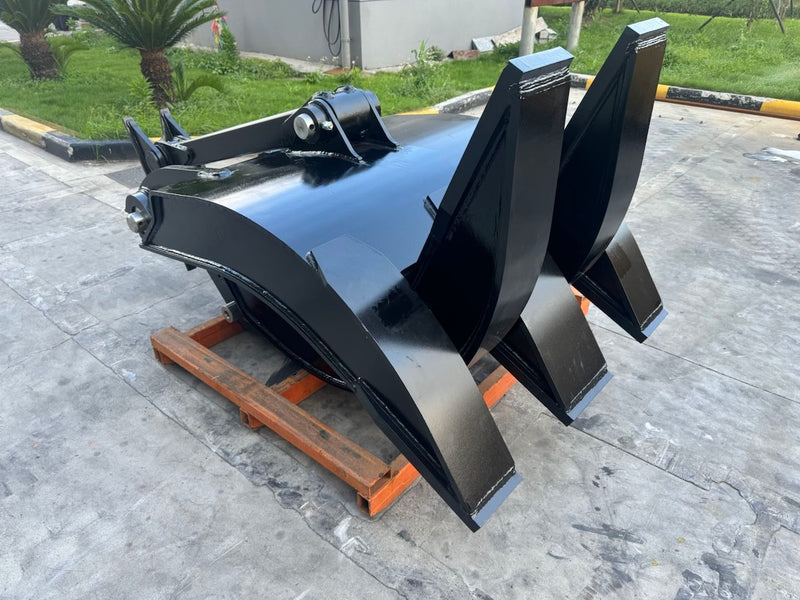 Excavator Grapple Group 45in width, 2 x 80mm Pins, B Linkage