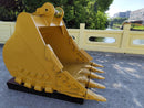 CAT 324 Heavy Duty Bucket, 42in, 1.12m3, 5 Teeth. 2 x 90mm Pins, CB Linkage-EB324CBHD-42-1.12-Excavator Bucket-Bedrock Attachments