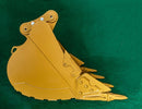 CAT 324 Heavy Duty Bucket, 54in, 1.54m3, 4 Teeth. 2 x 90mm Pins, CB Linkage - EB324CBHD-54-1.54 - Excavator Bucket - Bedrock Attachments