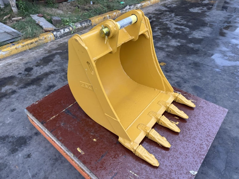 CAT 416/420 BKT PIN ON HD (762mm 30 - 8.2FT3 - 5 teeth) - EB416HD-30-0.27 - Backhoe Bucket - Bedrock Attachments