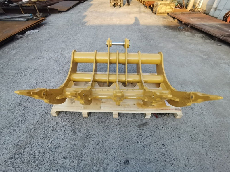 EXCAVATOR RAKE FITS CAT 313D2GC, 65MM Pins-EK-313-Excavator Rakes-Bedrock Attachments