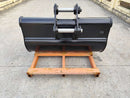 John Deere, Hitachi 110/120/135, 60in, 65mm Pins, Cleaning Bucket - EBJD120-6560CL - Excavator Bucket - Bedrock Attachments