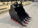 John Deere, Hitachi 230/240/250/270/290/300, 48in, 5 teeth, 90mm Pins, HD bucket, 1.58 CU M - EBJD230-9048HD - Excavator Bucket - Bedrock Attachments