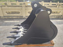 John Deere, Hitachi 230/240/250/270/290/300, 54in, 90mm Pins, Skeleton Bucket - EBJD230-9054ST - Excavator Bucket - Bedrock Attachments