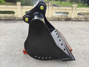 John Deere, Hitachi 230/240/250/270/290/300, 72in, 90mm Pins, Cleaning Bucket - EBJD230-9072CL - Excavator Bucket - Bedrock Attachments