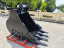 John Deere, Hitachi 330/350/370/380, 42in, 4 Teeth, 100mm Pins, Heavy Duty Bucket, 1.17m3 - EBJD330-10042HD - Excavator Bucket - Bedrock Attachments