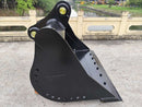 John Deere, Hitachi 330/350/370/380, 72in, 100mm Pins, Cleaning Bucket - EBJD330-10072CL - Excavator Bucket - Bedrock Attachments