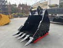 John Deere, Hitachi 450/470, 54in, 110mm Pins, 5 teeth, HD bucket, 2.14 CU M - EBJD450-11054HD - Excavator Bucket - Bedrock Attachments