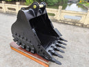 Komatsu PC210, 80mm Pins, 48in, Heavy Duty Bucket - EBPC210-8048HD - Excavator Bucket - Bedrock Attachments