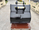 Komatsu PC210, 80mm Pins, 48in, Heavy Duty Bucket - EBPC210-8048HD - Excavator Bucket - Bedrock Attachments