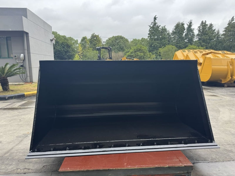 Loader Light Material Bucket for ISO Quick Coupler CAT 906 - 908, 1.5m3, 81in - WLB906LMISO-81-1.5 - Loader Bucket - Bedrock Attachments