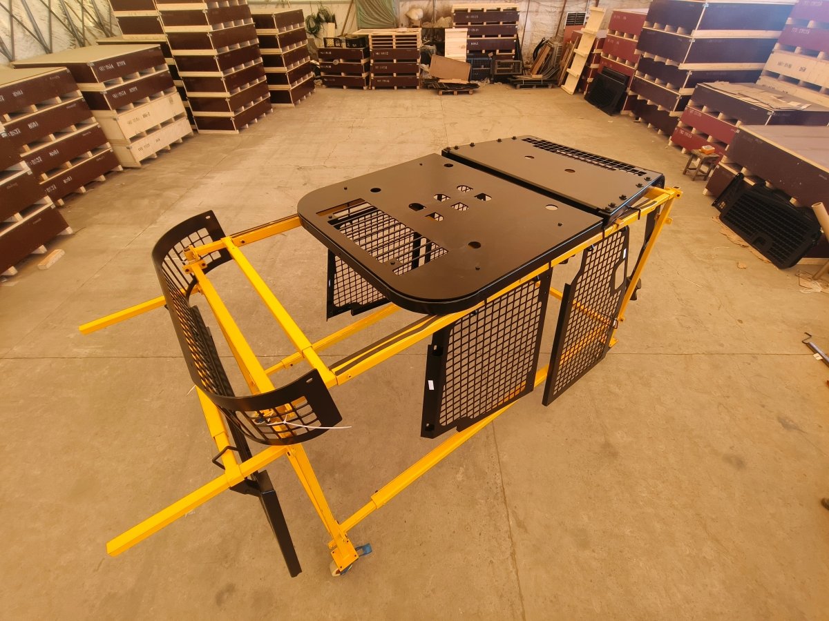 Screens and Sweeps fits CAT D5K D4K D3K Bulldozer - Bedrock