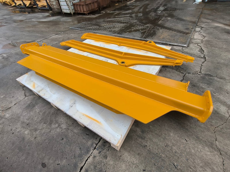 Tailgate for Bell B40E Articulated Truck - ATB40E - Articulated Truck Tailgates - Bedrock Attachments