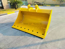 70” Excavator Cleaning Bucket fits CAT 320 Excavator-EB320BCL-70-0.77-Excavator Bucket-Bedrock Attachments