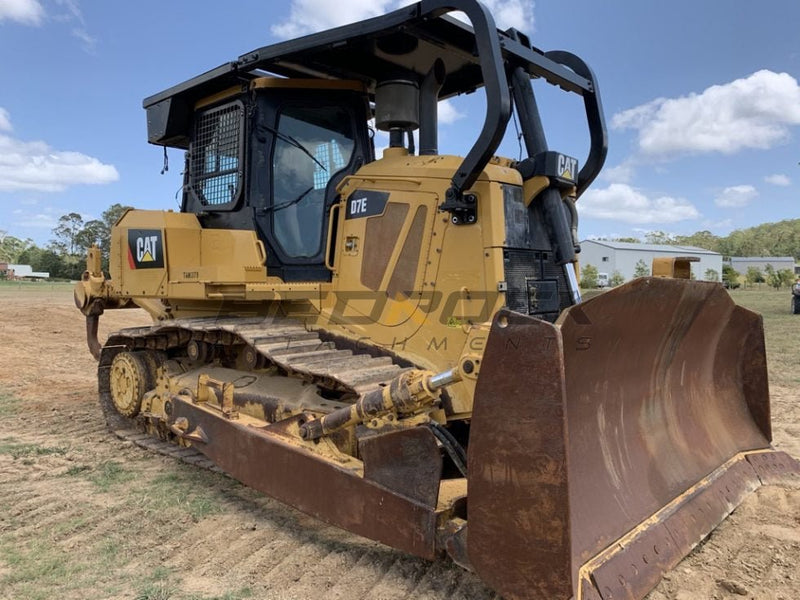 Screens and Sweeps fits CAT D7E Bulldozer-BS13-Bulldozer Screens&Sweeps-Bedrock Attachments